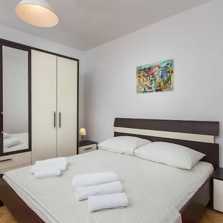 Hladilo Nostalgia - Comfort Two-bedroom With Terrace And Partial Sea View * Dubrownik