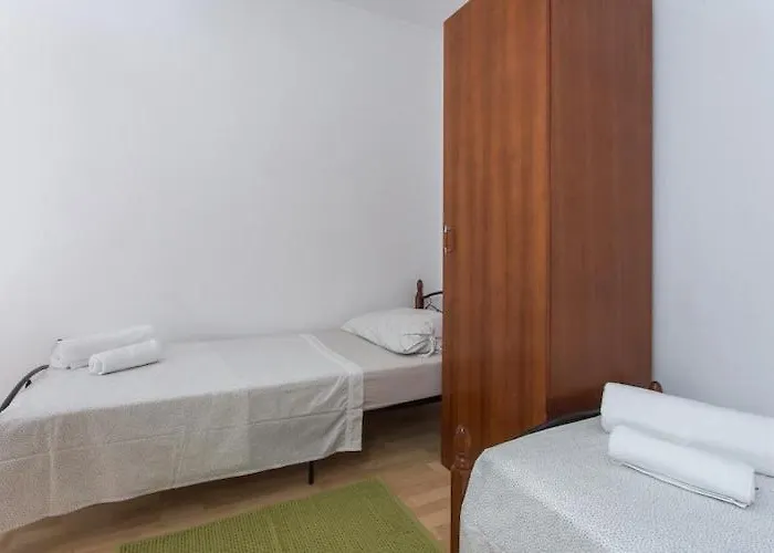 Appartement Hladilo Nostalgia - Comfort Two-bedroom With Terrace And Partial Sea View